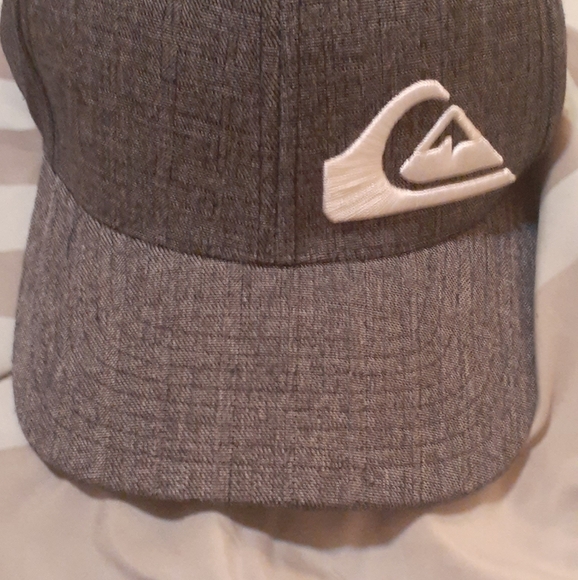 Quiksilver Waikiki diamond head baseball cap - Picture 1 of 1